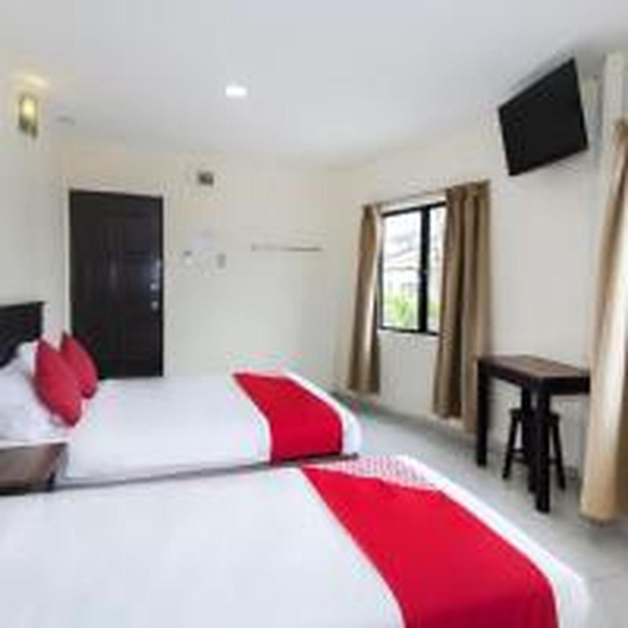 Oyo 91130 Hotel 91 Bukit Mewah Kajang Eksteriør bilde